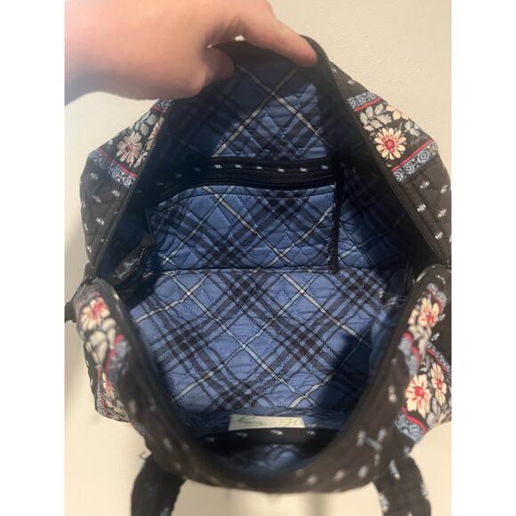 Black and Floral Vintage Vera Bradley Quilted Hand Bag - Picture 4 of 5